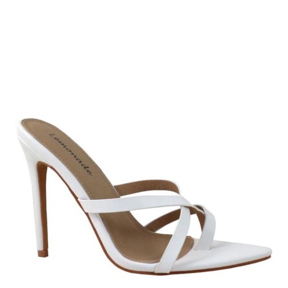$15 ! White strappy sandal heel